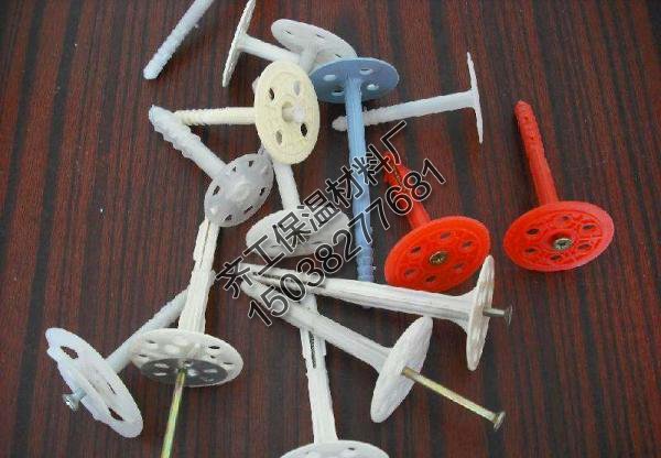 保溫釘?shù)拈L(zhǎng)度怎么選？